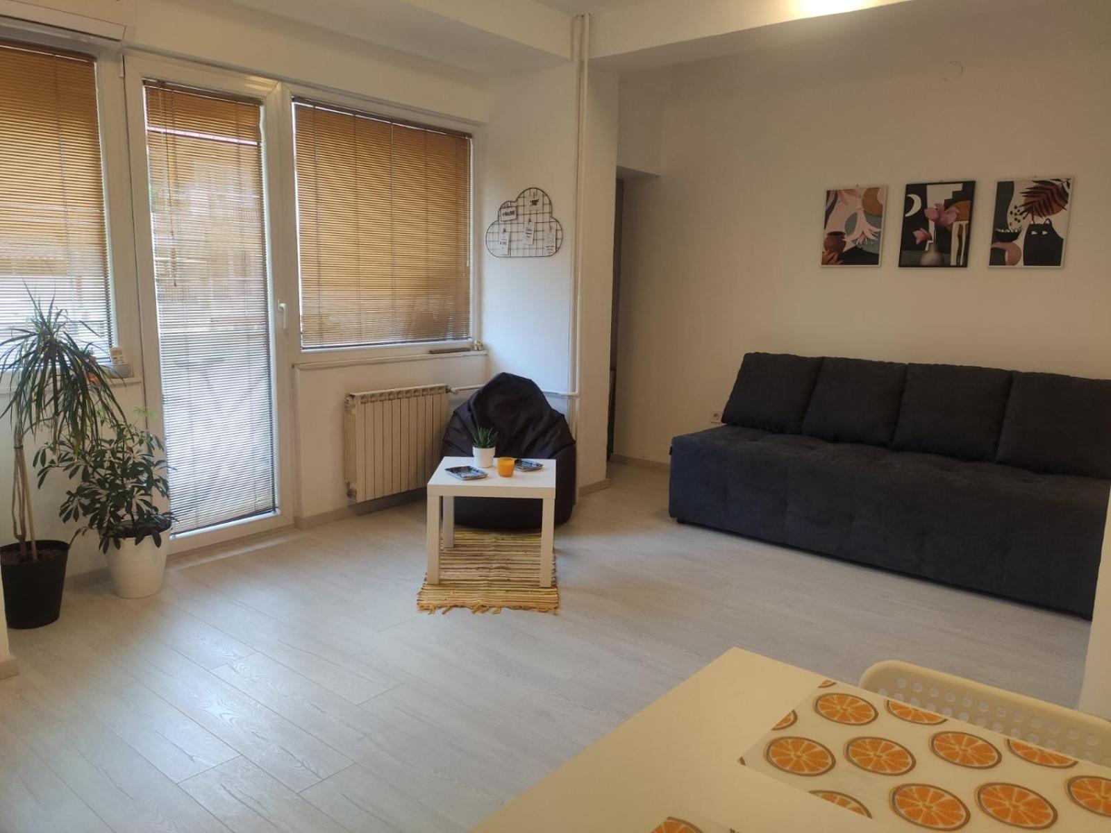 City Center White Apartment! สโกเปีย ภายนอก รูปภาพ