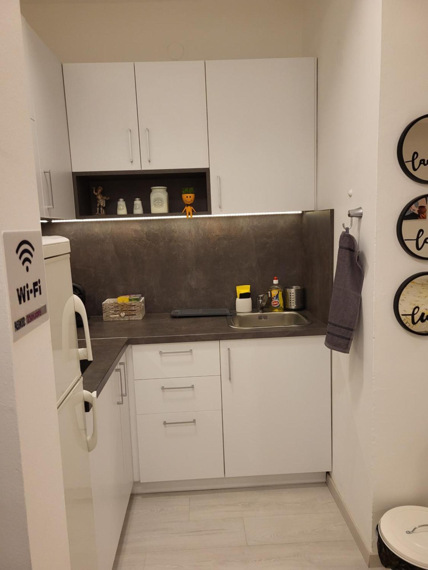 City Center White Apartment! สโกเปีย ภายนอก รูปภาพ